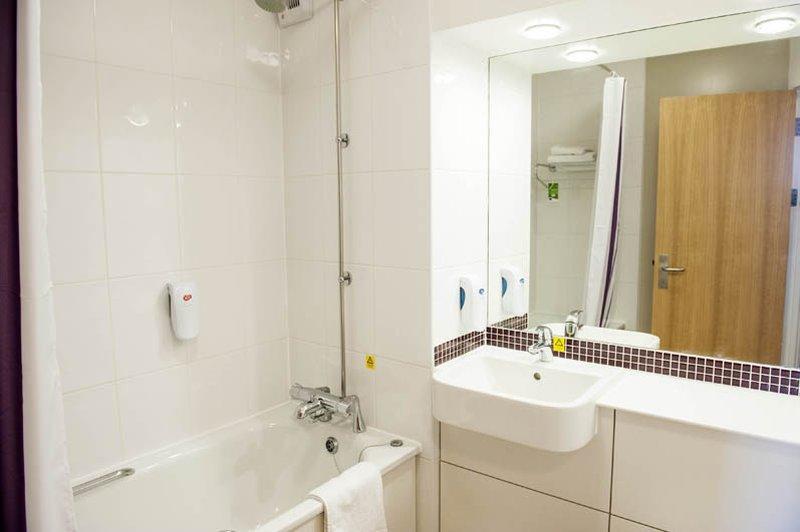 Premier Inn Stroud Stroud  Dış mekan fotoğraf